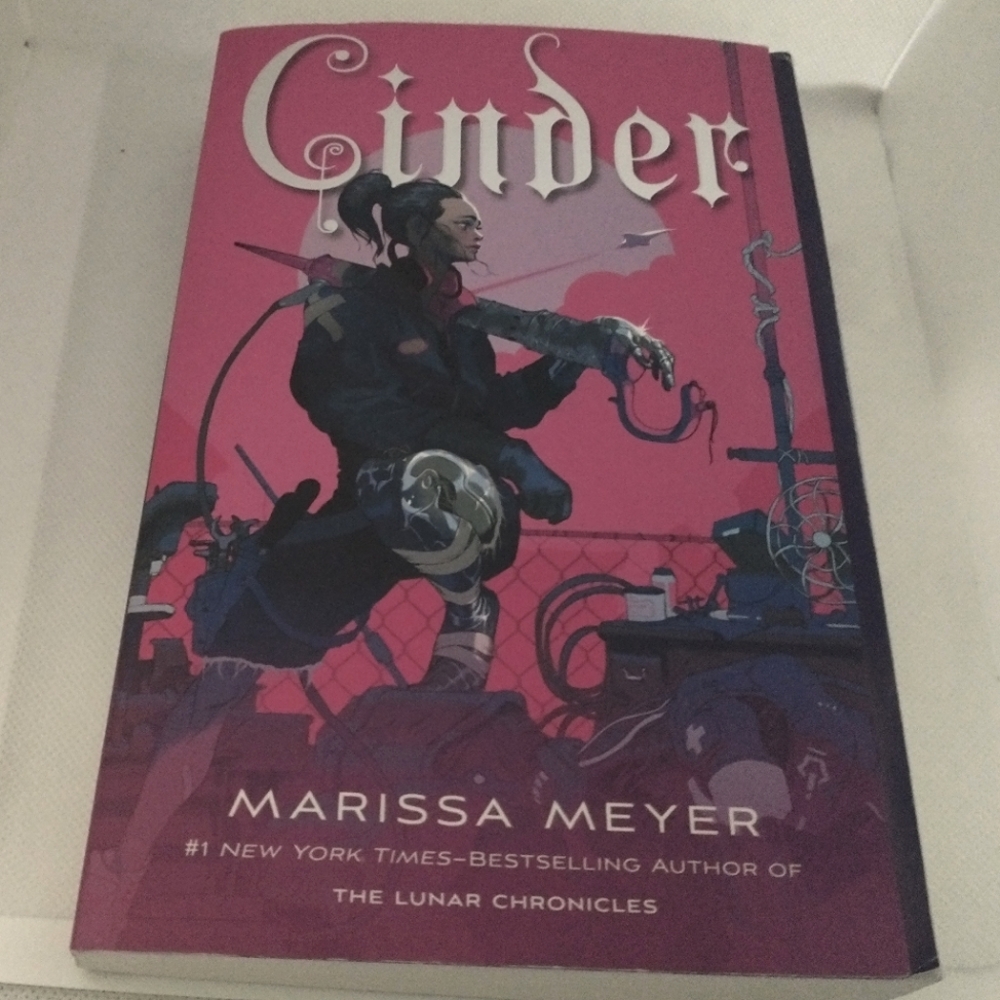 3/$24 Cinder by Marissa Meyer Paperback Book